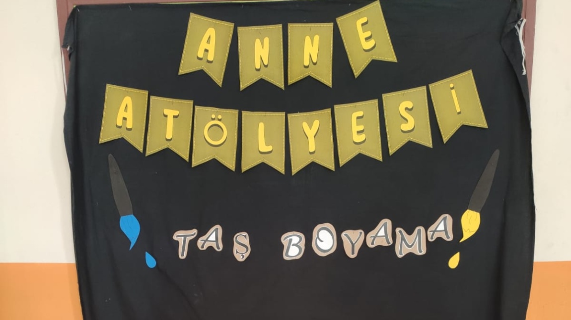 Taş Boyama Anne Atölyesi